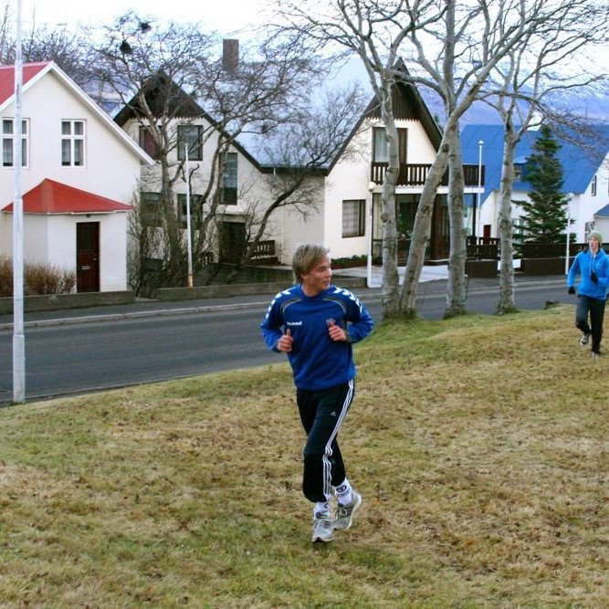 Ævar Ingi og Agnes koma í mark í 2,5 km