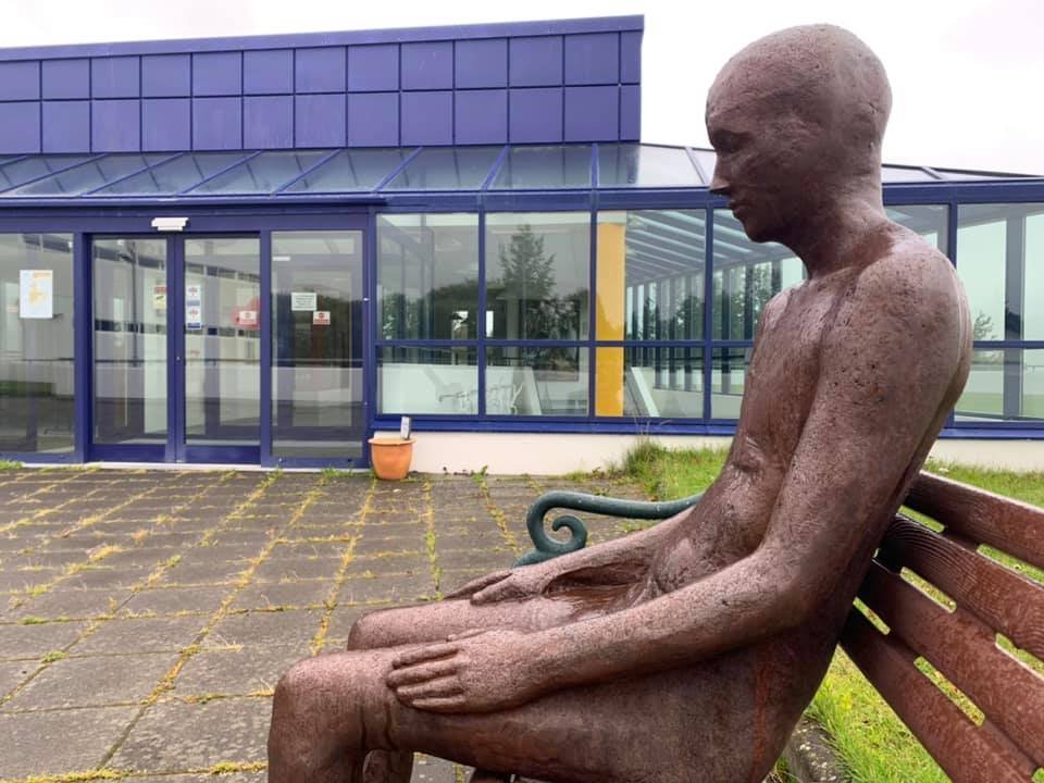 Tilvera bíður þess að allir nemendur komi í skólann alla daga