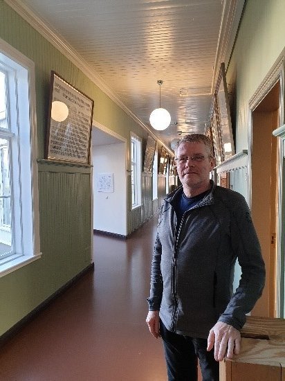 Jón Ágúst á Langa gangi í Gamla skóla