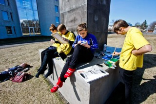 Myndlist úti 20. apríl