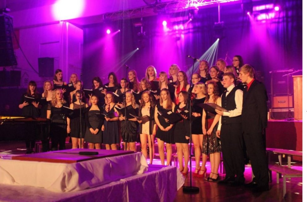Kór MA á árshátíð skólans árið 2011