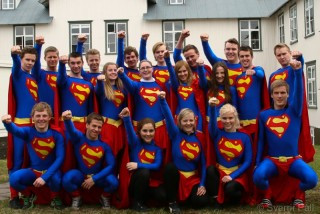 Ofurmennin reiðubúin