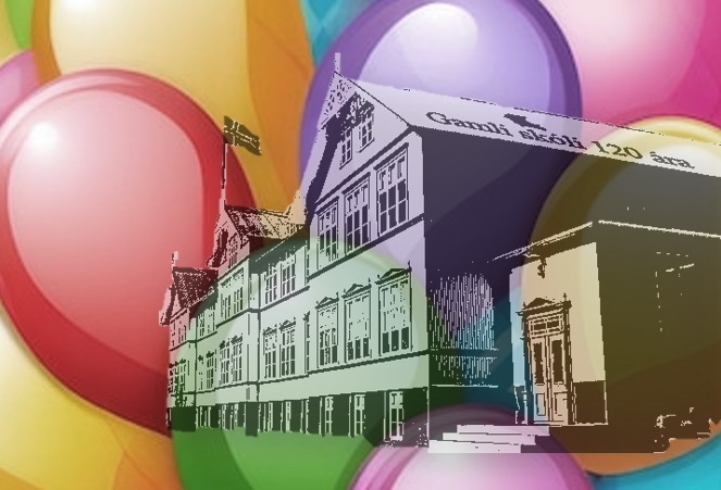 Gamli skóli var reistur árið 1904.