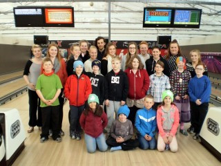 Hópurinn í Mentorverkefninu í Keiluhöllinni