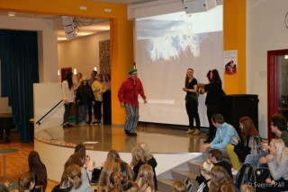 Milljarður rís í Hofi