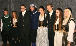 Stjórn Hugins í myndatöku hjá Helga Steinari