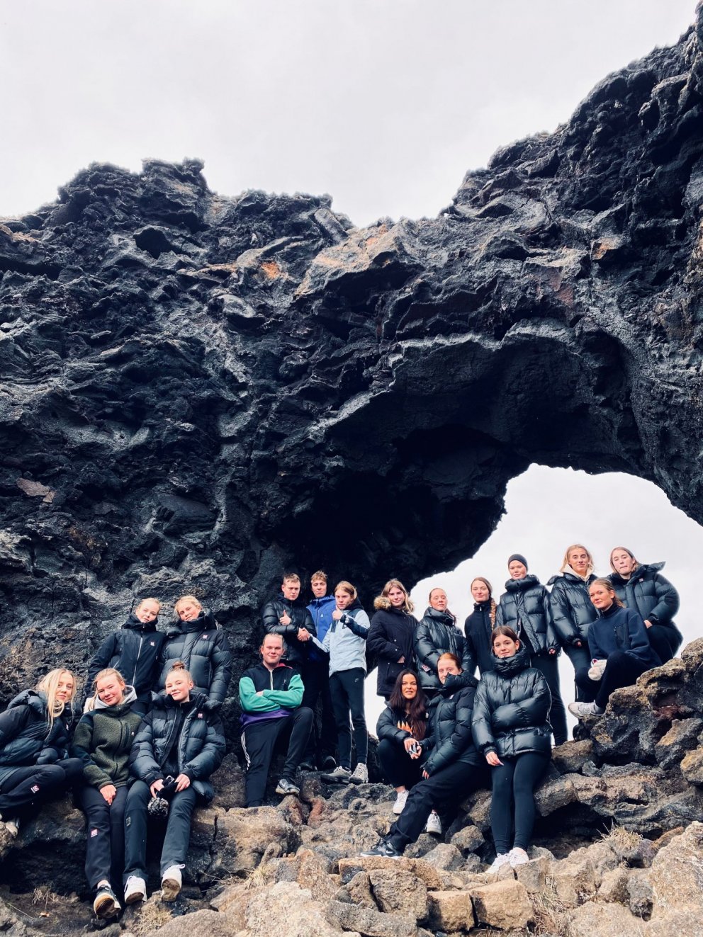 Úlputískan í 1.H er í stíl við grjótið