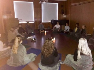 Núvitund og jóga í fyrsta bekk