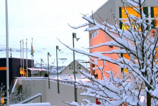 Skólatorg að vetri