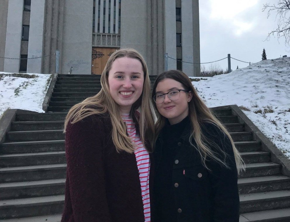 Gunnhildur Lilja Kristinsdóttir og Selma Rut Guðmundsdóttir. Mynd fengin af fésbókarsíðu söngkeppnin&hellip;