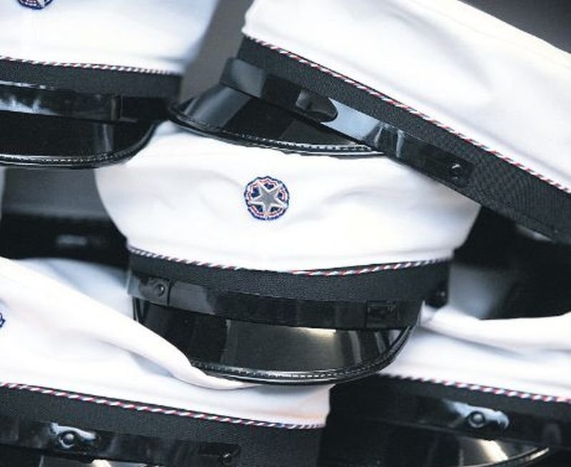 Styrkir fyrir konur til háskólanáms á sviði raunvísinda eða lista