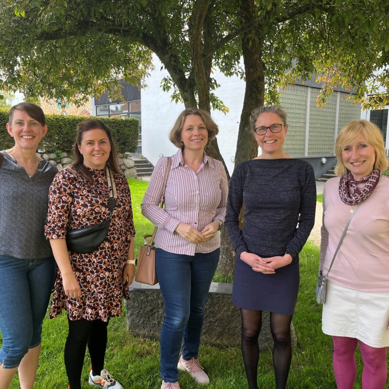 Hafdís, Anna, Béata, Mette og Ágota í Gladsaxe Gymnasium