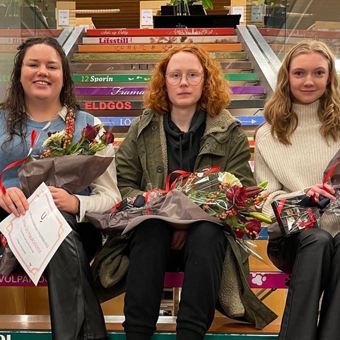 Selma Dís Hauksdóttir, Mars Baldurs og Guðrún María Aðalsteinsdóttir verðlaunahafar í ritlistakeppni…