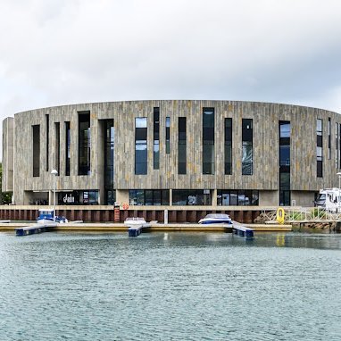 Opinn fundur í Hofi kl. 17 í dag