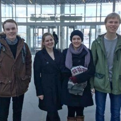 Fjórir í enskri ræðukeppni