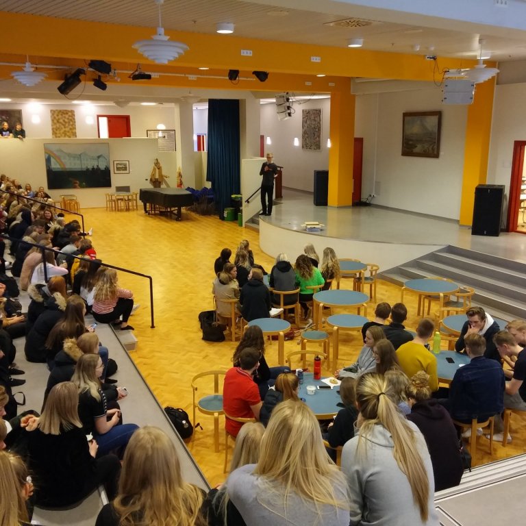 Jakob Birgisson, Meistari Jakob, fer með gamanmál í Kvos