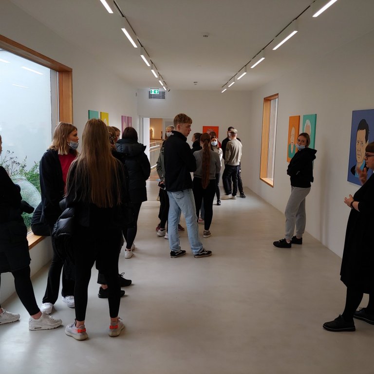 Nemendur fengu leiðsögn um Listasafnið á Akureyri