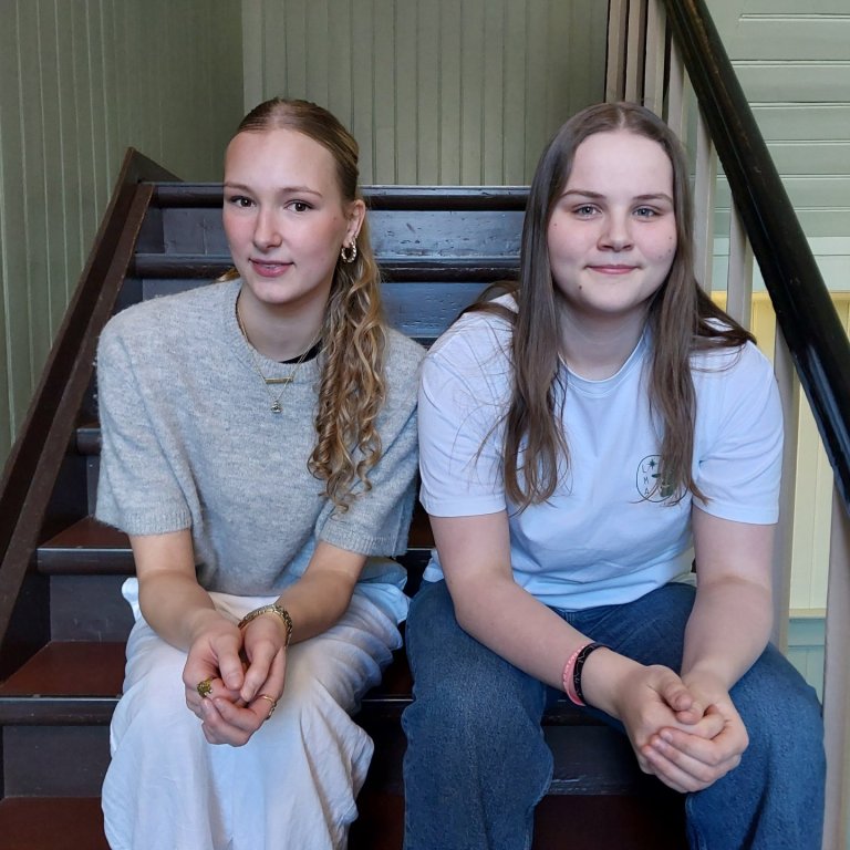 Elsa Dís og Kolfinna Ósk