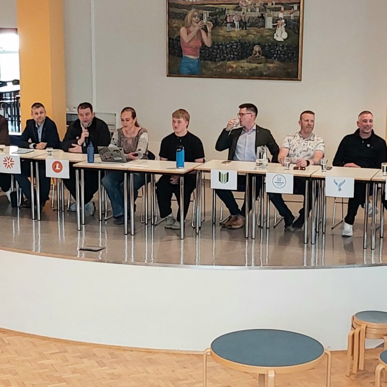 Frambjóðendur og fundarstjórar í Kvosinni