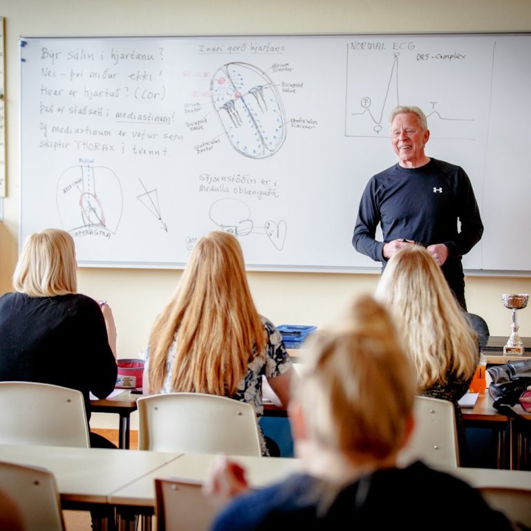 Sigurður Bjarklind við kennslu á Möðruvöllum. Mynd: Auðunn Níelsson