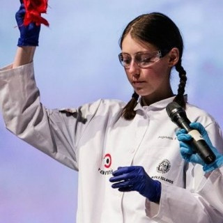 Mynd af Agnesi Evu í Spengigengi HÍ