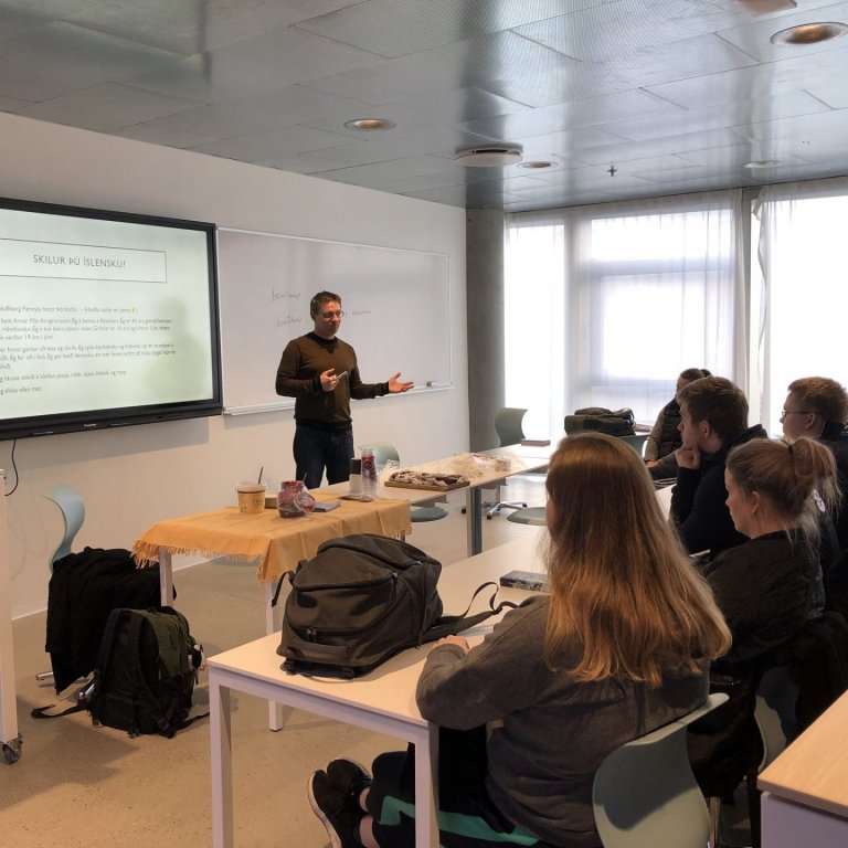 Arnar Már í færeyska framhaldsskólanum Glasir