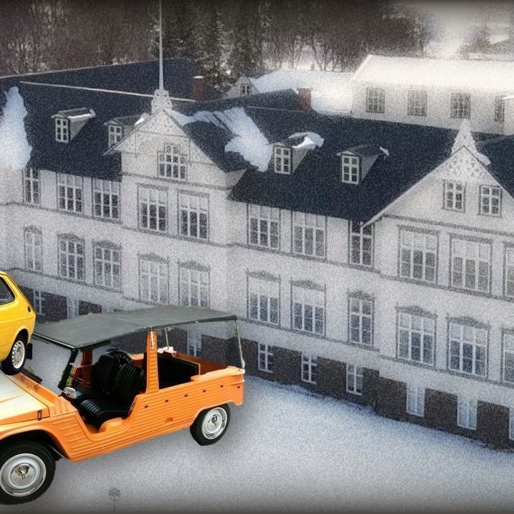 FÍAT og Citroen Méhari í sumarlitum veturinn 1974-1975. Myndin er samsett