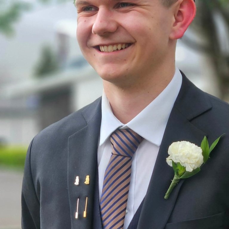 Elvar Björn Ólafsson dúx skólans 2026