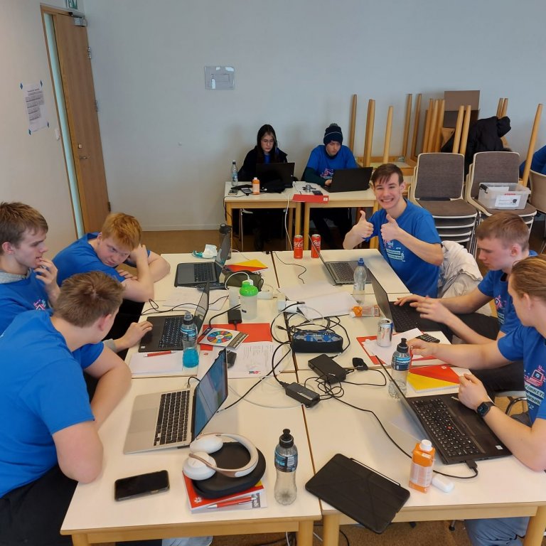 MA-ingar í forritunarkeppni