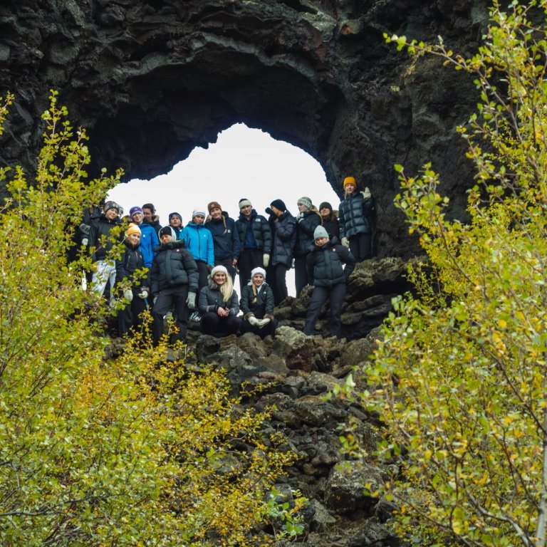 Nemendur í Mývatnssveit. Myndina tók Frosti Orrason í 1.UV.