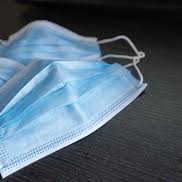 Óbreytt skólahald - en mælt með grímum