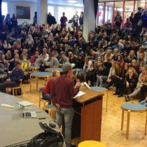 Darri Rafn flytur verk sitt