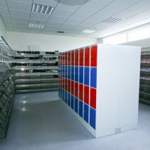 Skápar og skóhillur á Hólum