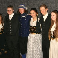 Stjórn Hugins í myndatöku hjá Helga Steinari