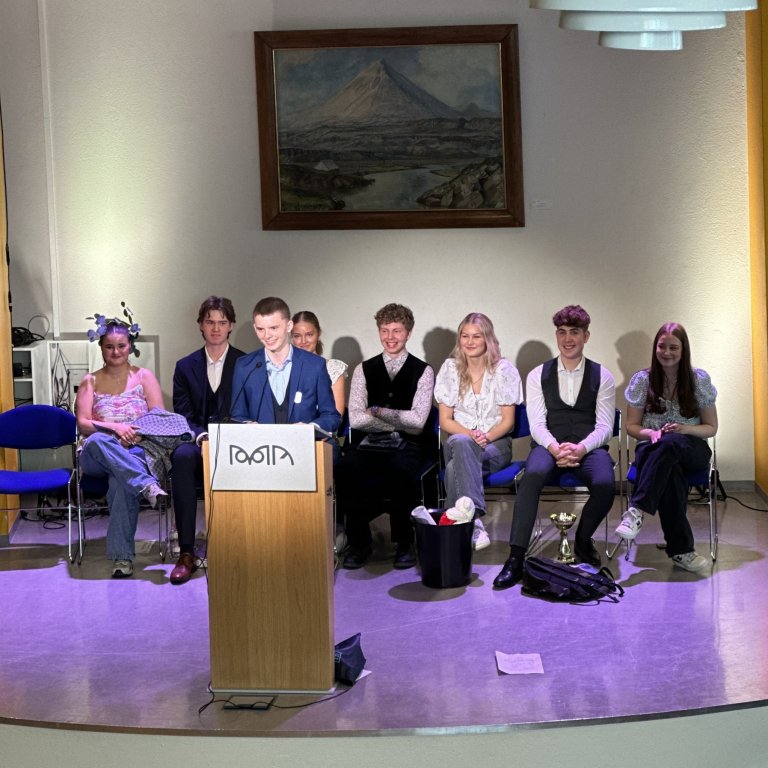 Stjórn Hugsins skólaárið 2024-2025. Mynd: Eyrún Huld Haraldsdóttir