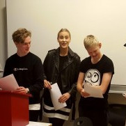 Skapandi bókmenntaverkefni