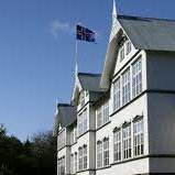 Flaggað við Gamla skóla 17. júní