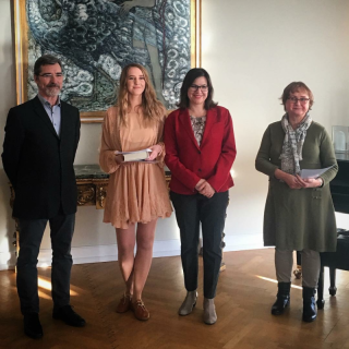 Þriðju verðlaun fyrir enska smásögu