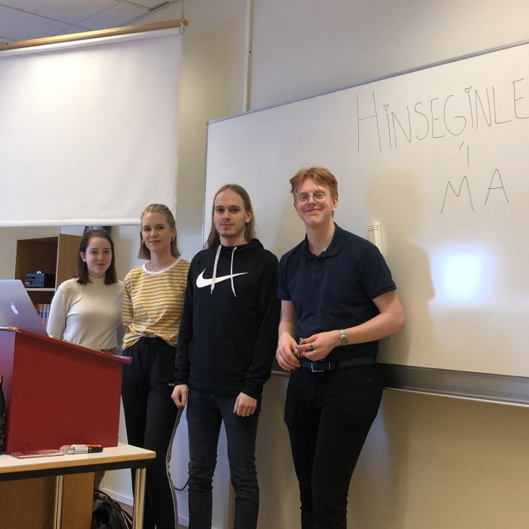 Nemendur stýrðu menntabúðum