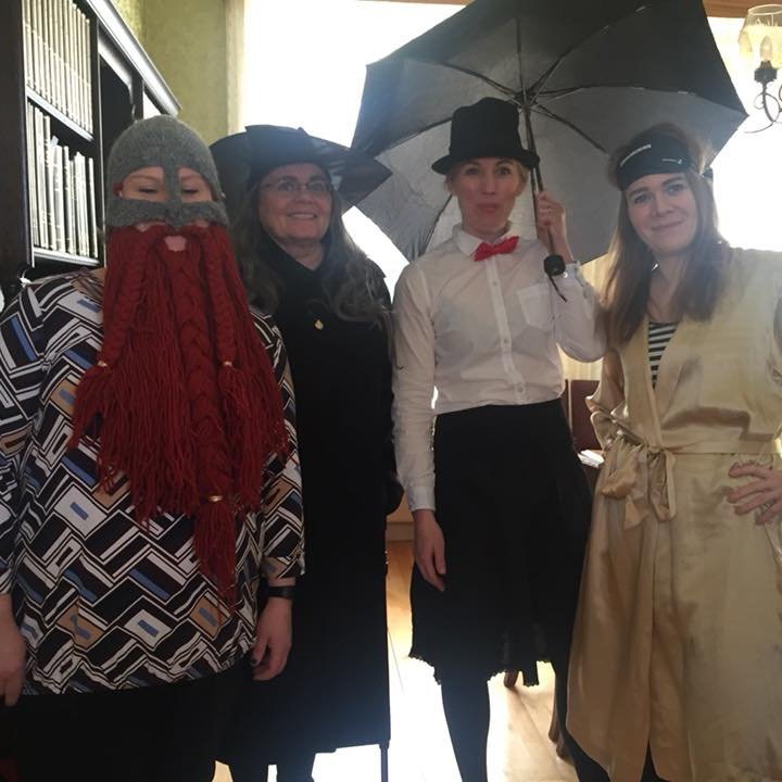 Starfsfólk MA í búningum á öskudegi