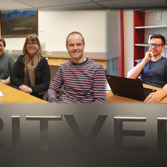 Guðný, Linda, Brynjar og Jóhann sjá um ritver og stærðfræðiver á bókasafninu